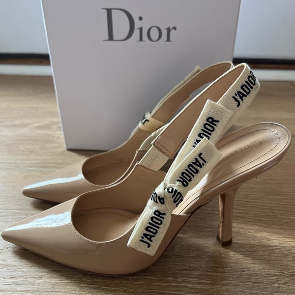 J'ADIOR SLINGBACK PUMP in Nude Patent Calfskin 10cm Heel - Picture 2 of 14